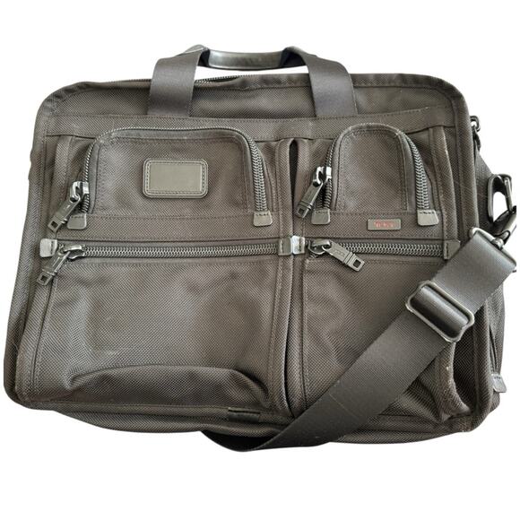 TUMI Alpha Black Laptop Bag Luggage - Picture 1 of 13